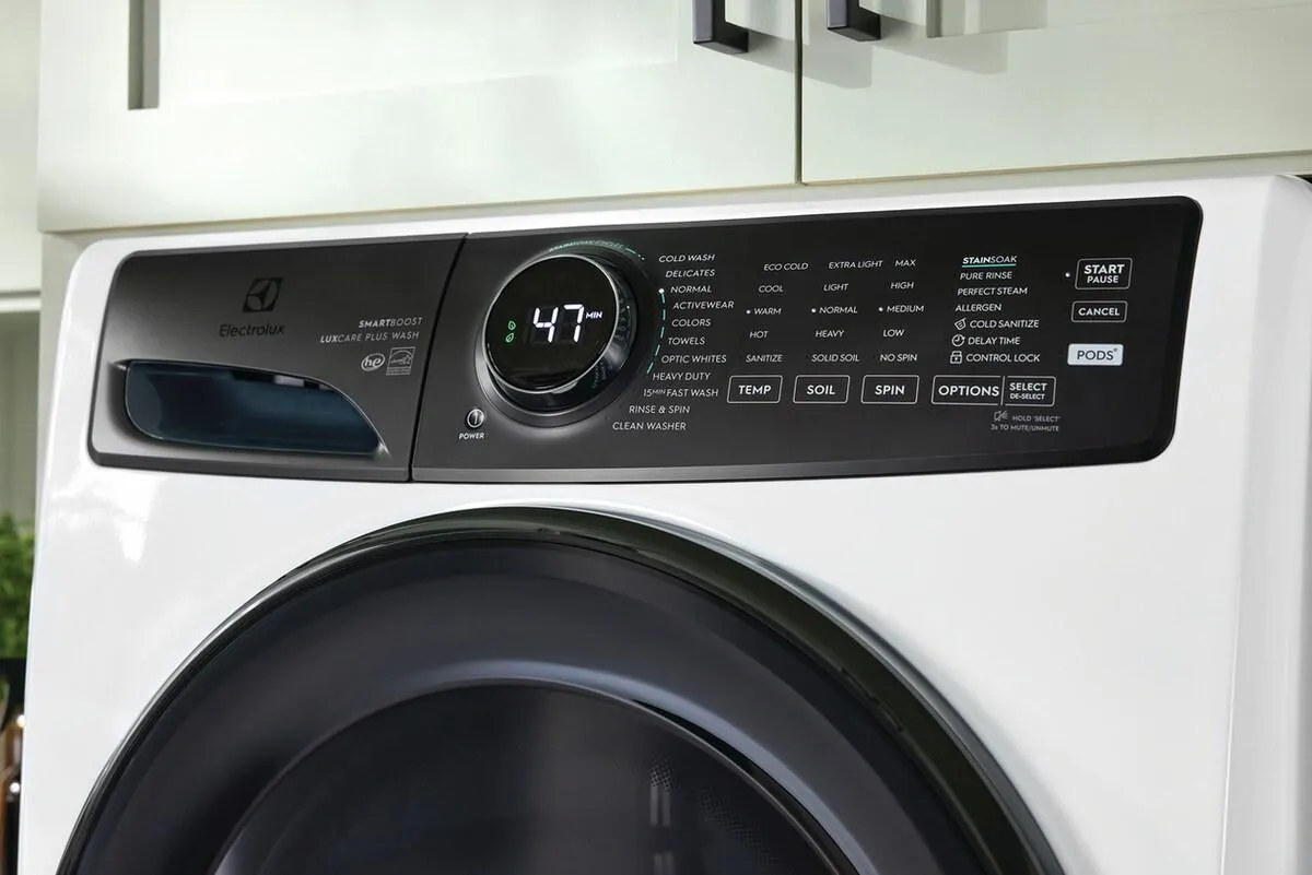 Electrolux ELFW7738AW Electrolux Front Load Perfect Steam&#8482; Washer With Luxcare Plus Wash And Smartboost - 4.5 Cu. Ft.