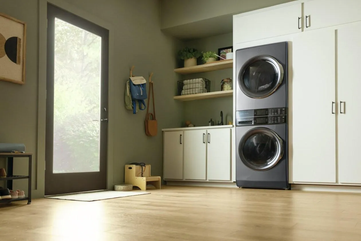 Electrolux ELTG7600AT Electrolux Laundry Tower&#8482; Single Unit Front Load 4.5 Cu. Ft. Washer & 8 Cu. Ft. Gas Dryer