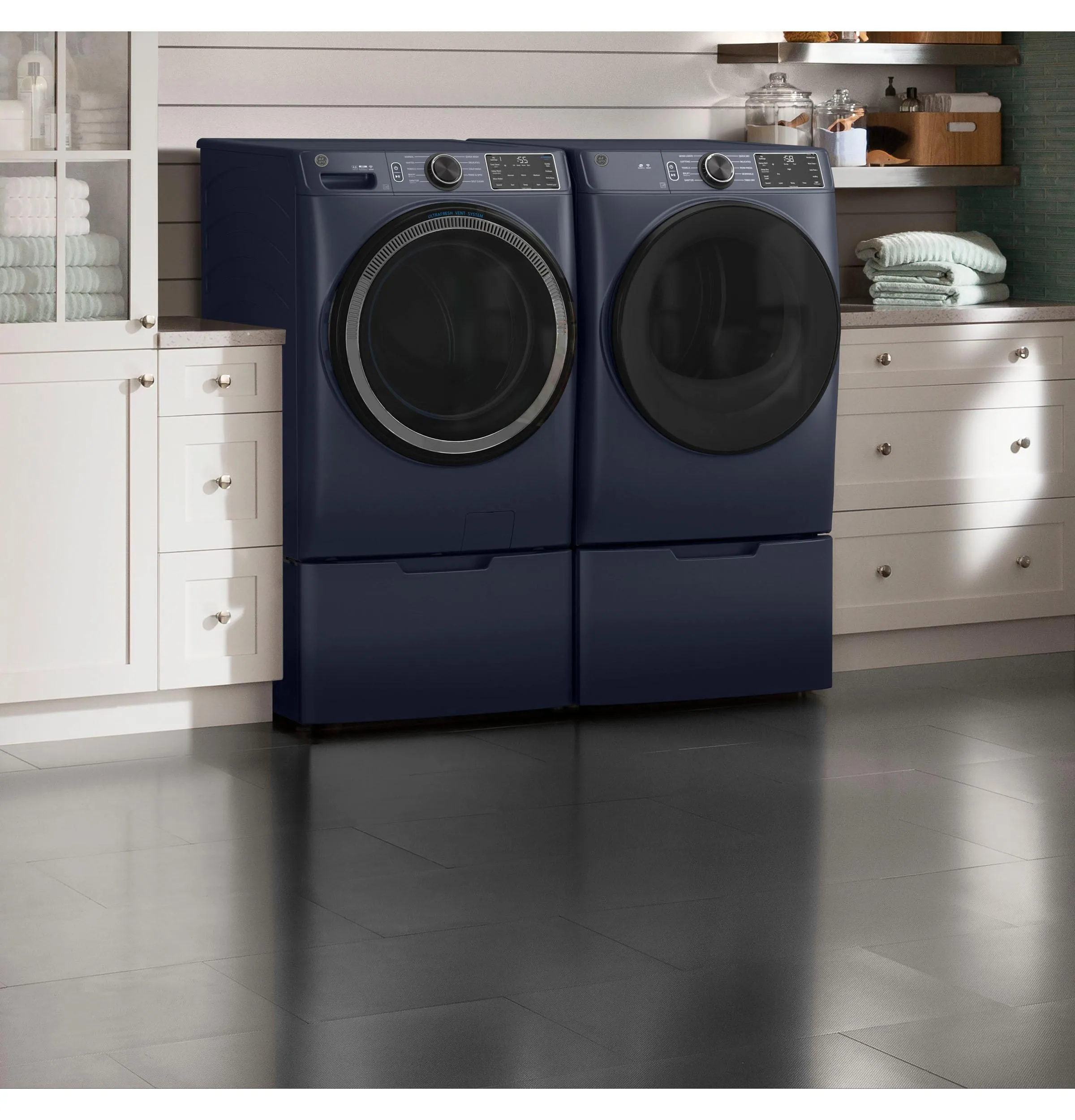 Ge Appliances GFW550SPRRS Ge 4.8 Cu. Ft. Capacity Smart Front Load Energy Star Washer With Ultrafresh Vent System With Odorblock&#8482; And Sanitize W/Oxi