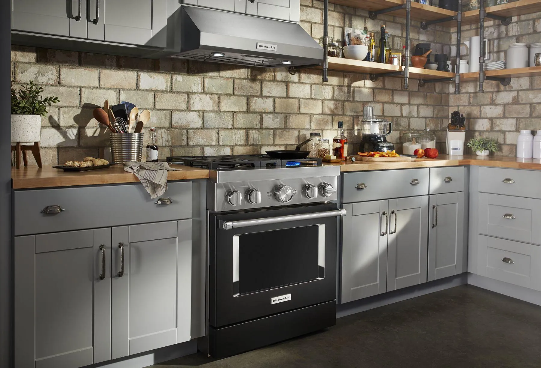 Kitchenaid KFDC500JBK Kitchenaid 30'' Smart Commercial-Style Dual Fuel Range With 4 Burners - Imperial Black
