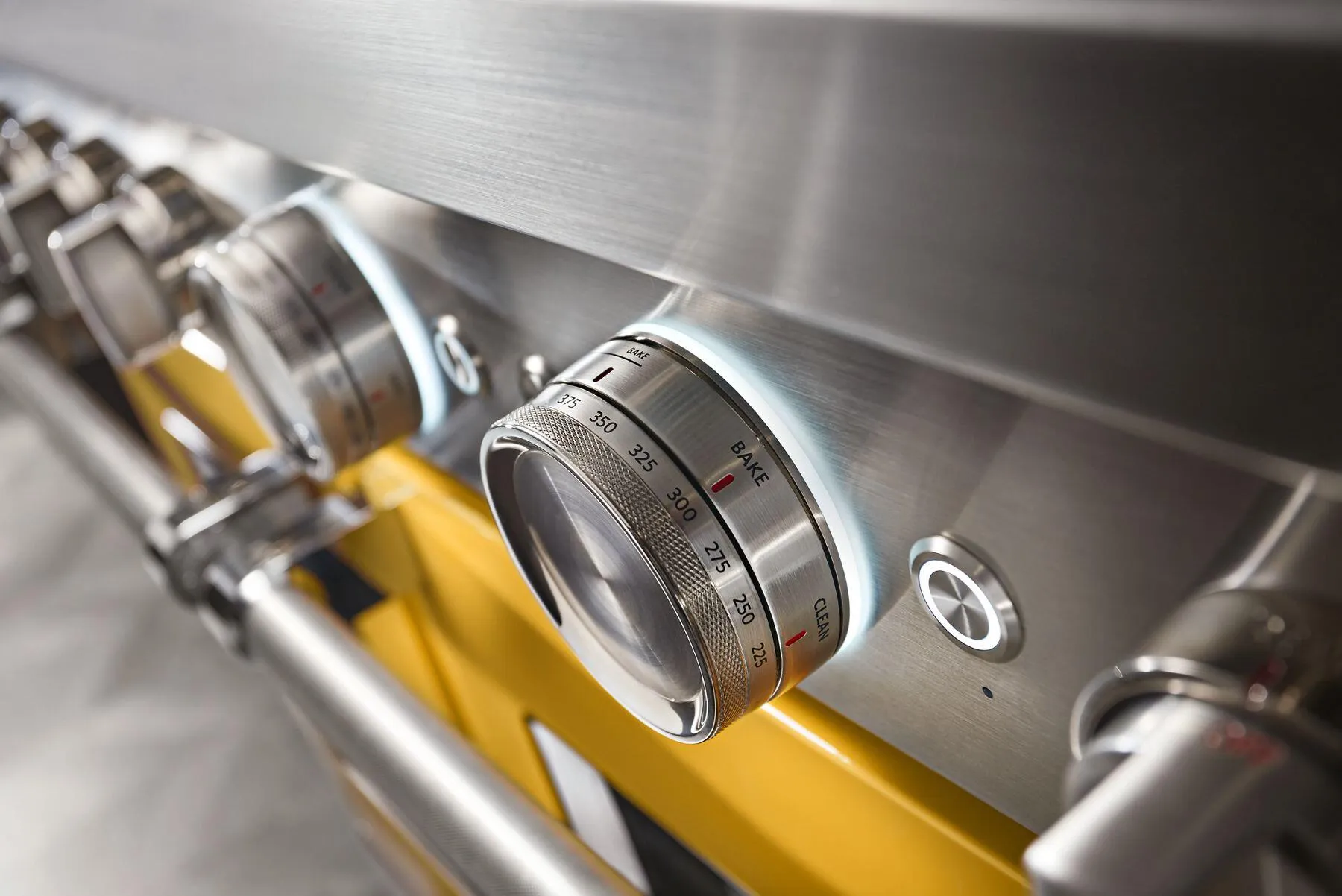 Kitchenaid KFGC558JYP Kitchenaid 48'' Smart Commercial-Style Gas Range With Griddle - Yellow Pepper