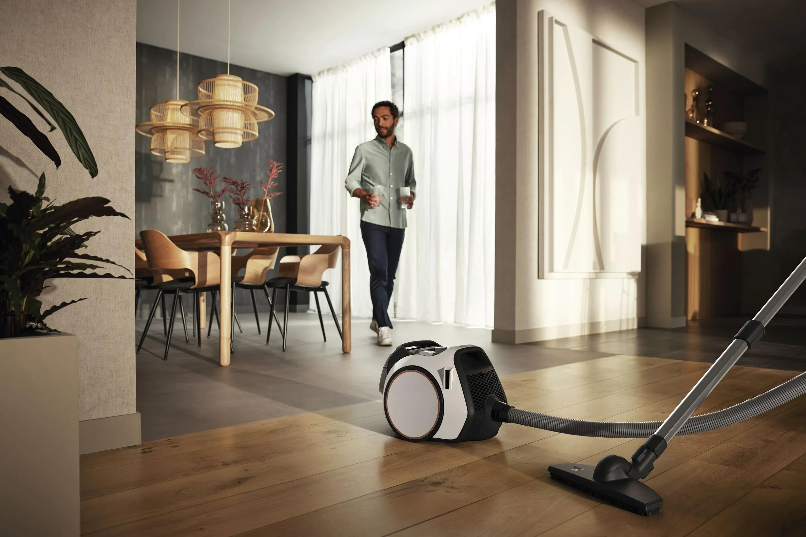Miele BOOST CX1 PARQUET SNCE0 LOTUS WHITE Boost Cx1 Parquet - Snce0 - Bagless Canister Vacuum Cleaners For Superior Care Of Sensitive Floors. In A Compact Design.