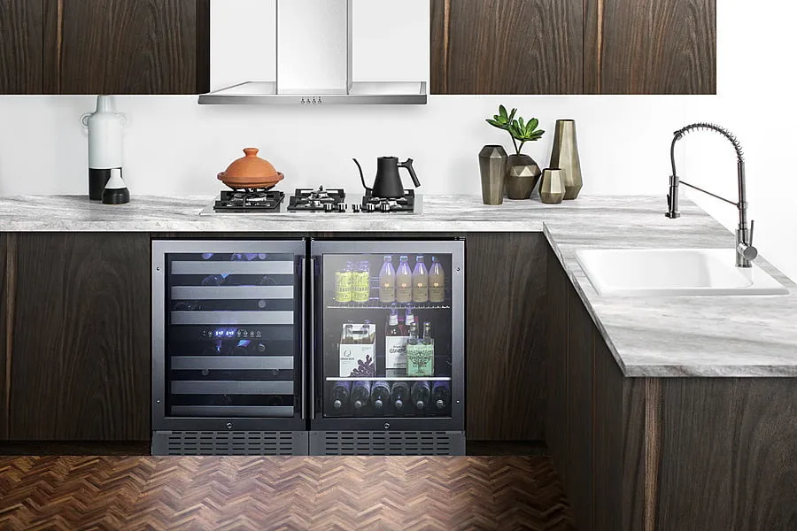Summit SWC532BLBIST 24 Wide Built-In Wine Cellar